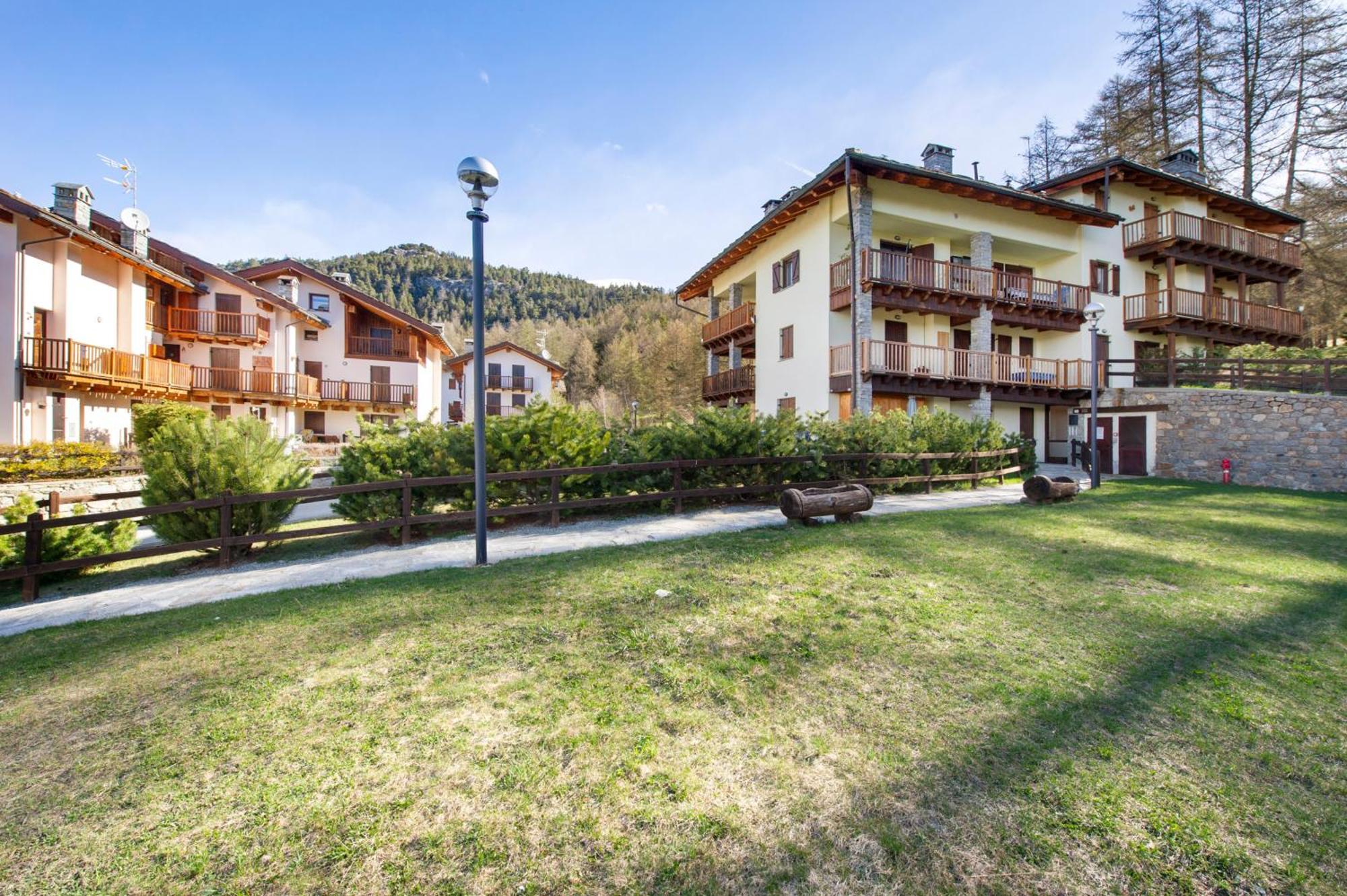 Gioiello Col De Joux Villa Saint-Vincent Dış mekan fotoğraf